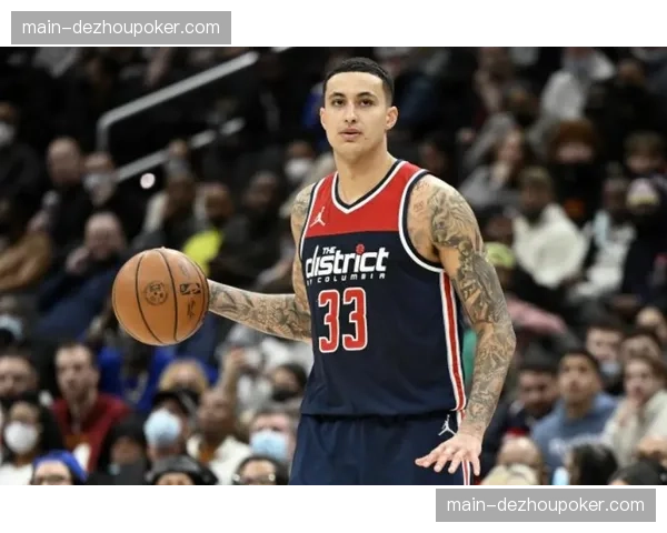 奇才库兹马得分稳定性:中距离跳投与三分投射效率分析 奇才库兹马得分稳定性:中距离跳投与三分投射效率分析